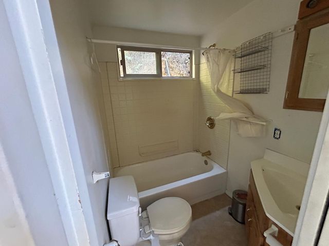 17215 Sweetwater Trl, Grass Valley, CA 95945