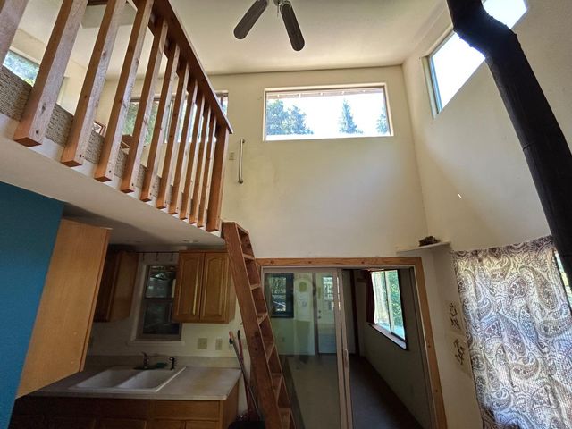 17215 Sweetwater Trl, Grass Valley, CA 95945