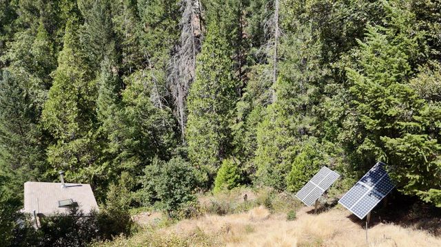 17215 Sweetwater Trl, Grass Valley, CA 95945