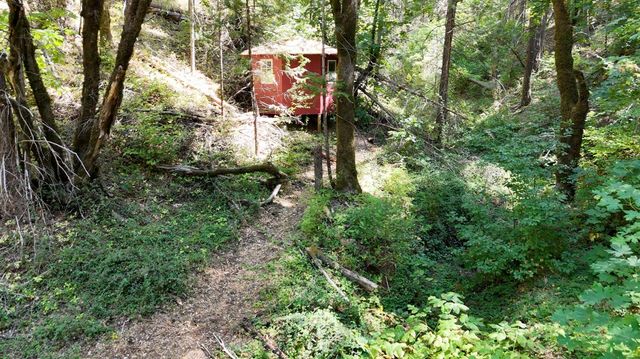 17215 Sweetwater Trl, Grass Valley, CA 95945