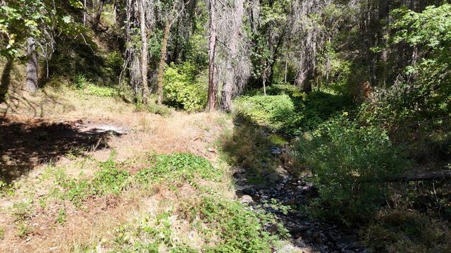 17215 Sweetwater Trl, Grass Valley, CA 95945