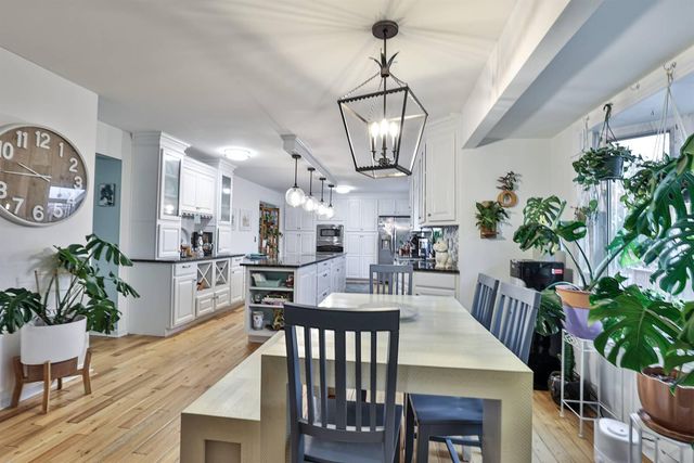 2263 Forest Lawn Drive, Florence, KY 41042