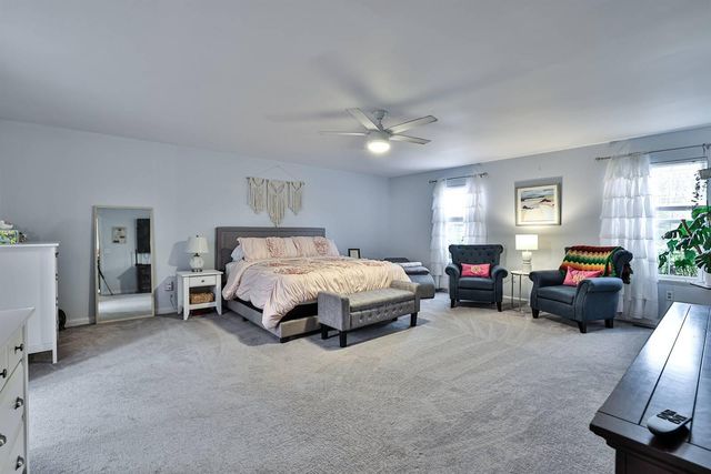 2263 Forest Lawn Drive, Florence, KY 41042