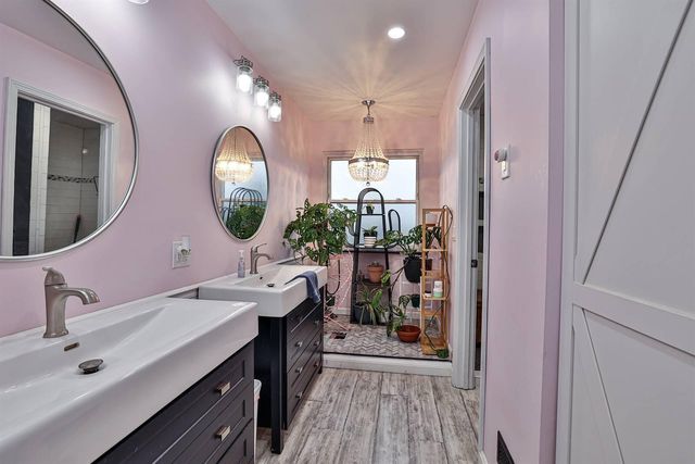 2263 Forest Lawn Drive, Florence, KY 41042