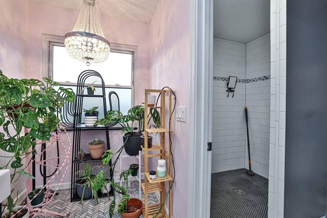 2263 Forest Lawn Drive, Florence, KY 41042