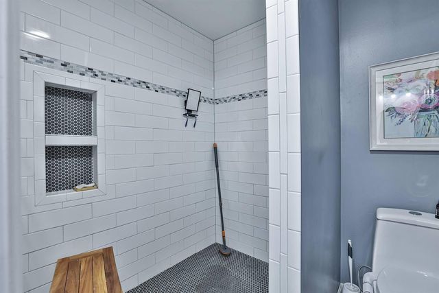 2263 Forest Lawn Drive, Florence, KY 41042