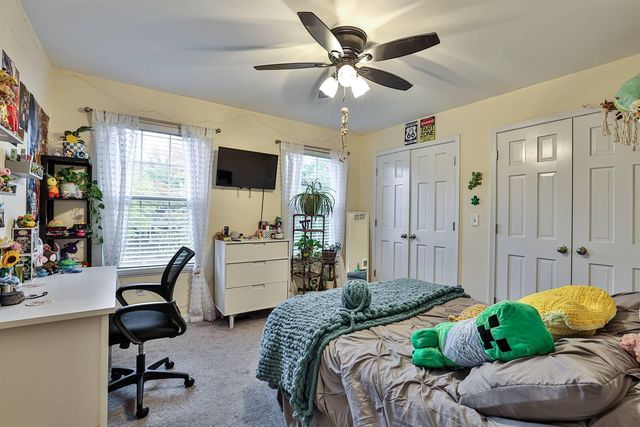 2263 Forest Lawn Drive, Florence, KY 41042