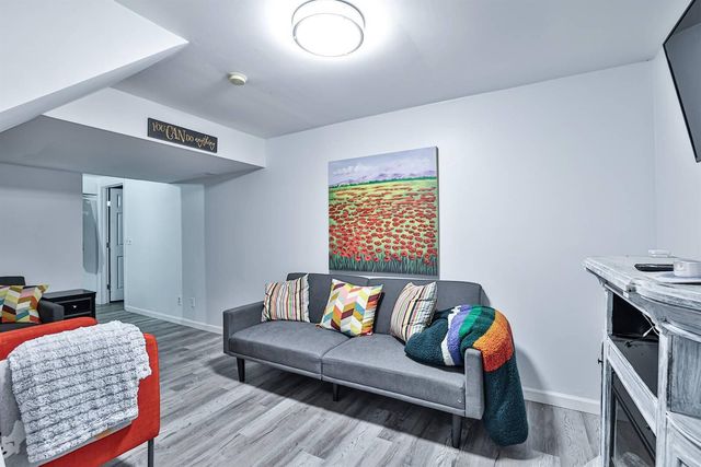 2263 Forest Lawn Drive, Florence, KY 41042