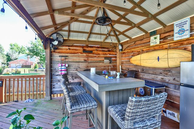 2263 Forest Lawn Drive, Florence, KY 41042