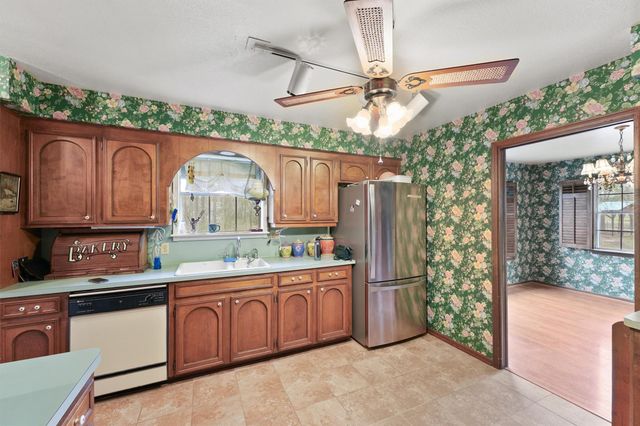 31926 Dobbin Huffsmith Road, Magnolia, TX 77354