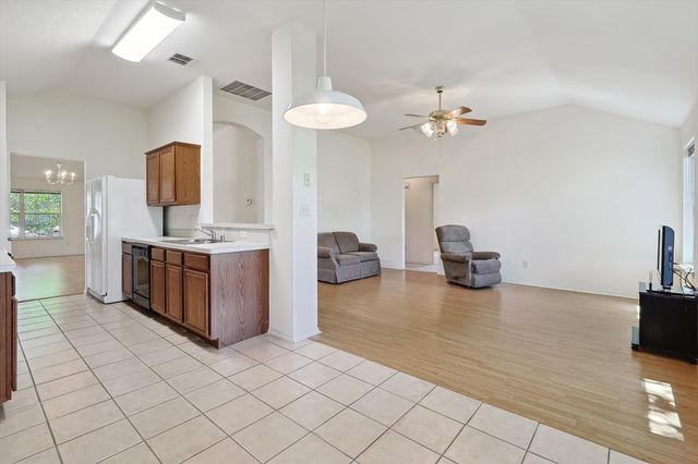 5424 Elk Ridge Drive, Watauga, TX 76137