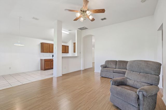 5424 Elk Ridge Drive, Watauga, TX 76137