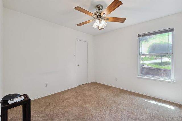 5424 Elk Ridge Drive, Watauga, TX 76137