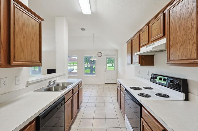 5424 Elk Ridge Drive, Watauga, TX 76137