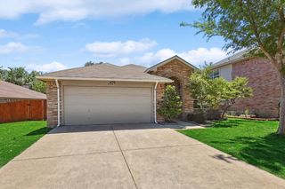 5424 Elk Ridge Drive, Watauga, TX 76137