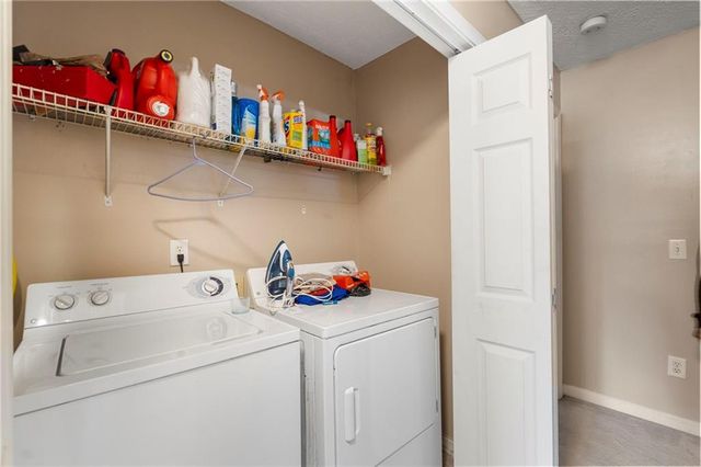 905 Ahearn Court, Suwanee, GA 30024