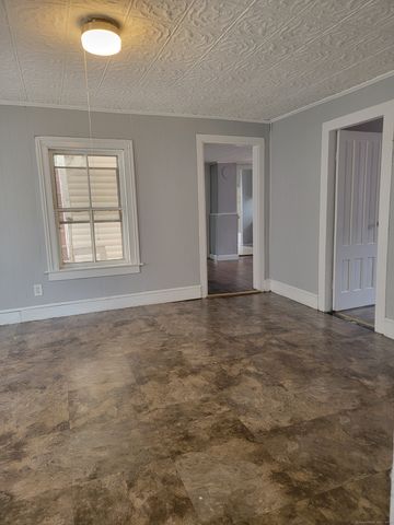 38 East Dover Street 2, Waterbury, CT 06706