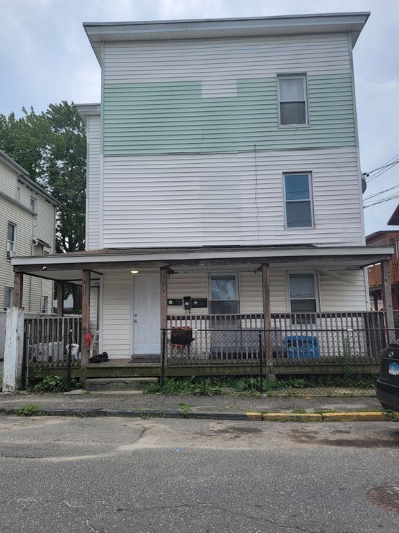 38 East Dover Street 2, Waterbury, CT 06706
