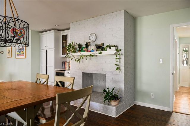 652 Valleybrook Lane, Winston-salem, NC 27104