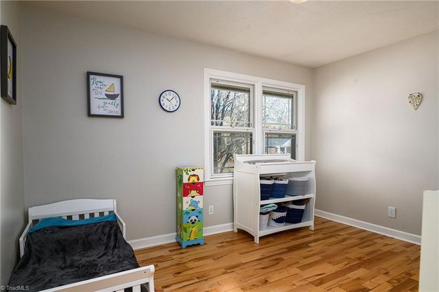 652 Valleybrook Lane, Winston-salem, NC 27104