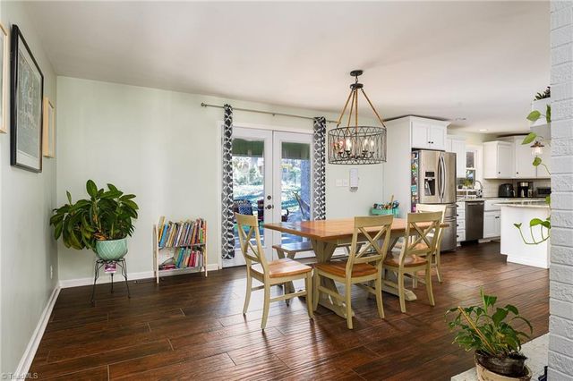 652 Valleybrook Lane, Winston-salem, NC 27104