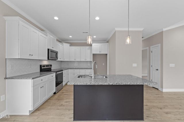 930 Micro Road W, Selma, NC 27576