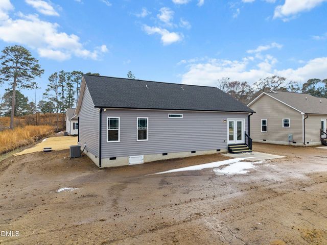 930 Micro Road W, Selma, NC 27576
