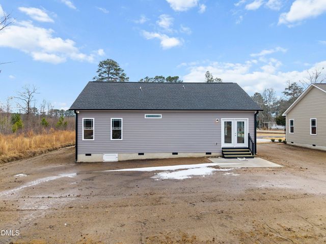 930 Micro Road W, Selma, NC 27576