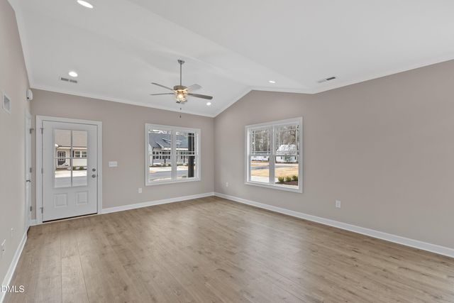 930 Micro Road W, Selma, NC 27576