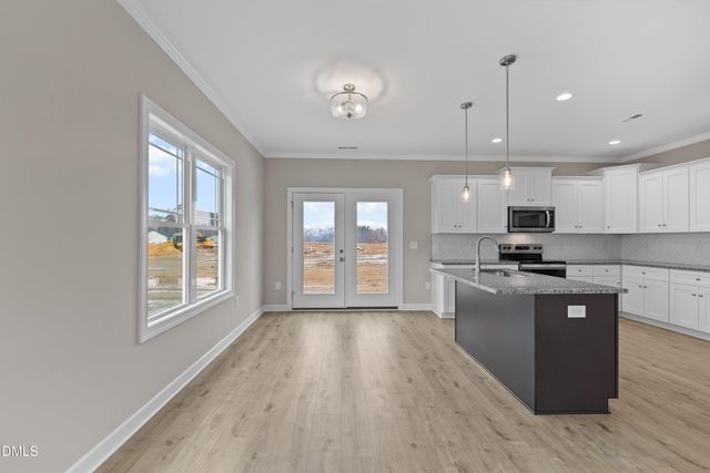 930 Micro Road W, Selma, NC 27576