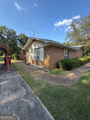 530 E Church Street, Sandersville, GA 31082