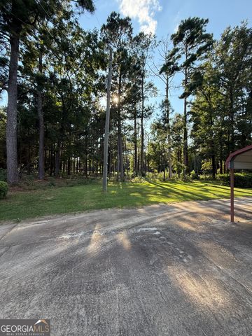 530 E Church Street, Sandersville, GA 31082