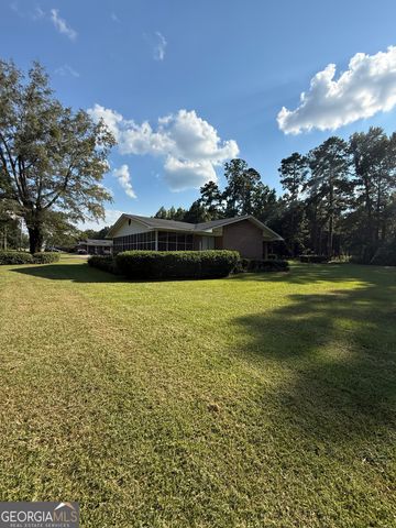 530 E Church Street, Sandersville, GA 31082