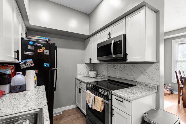 1302 AVENUE B, Council Bluffs, IA 51501