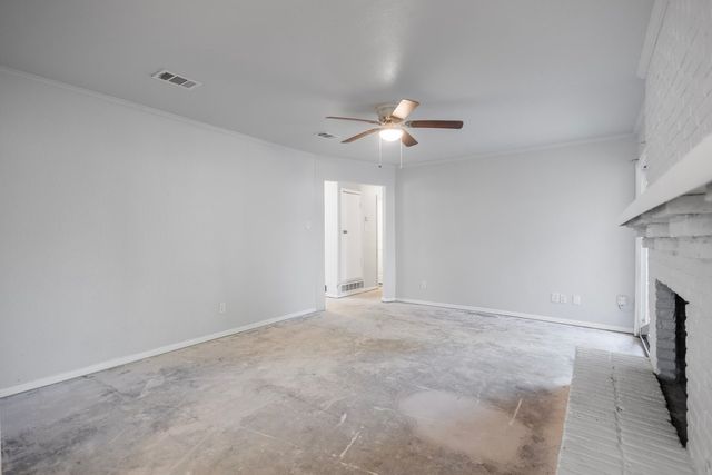 655 W PENTAGON Parkway, Dallas, TX 75224