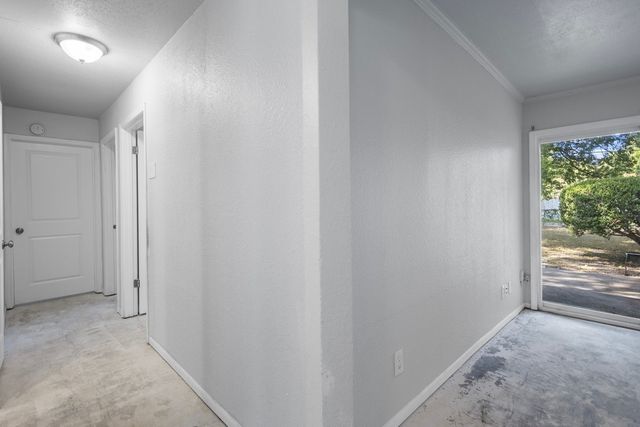 655 W PENTAGON Parkway, Dallas, TX 75224