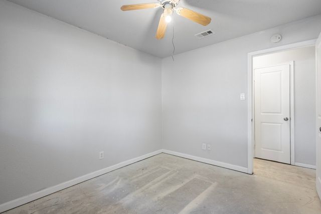 655 W PENTAGON Parkway, Dallas, TX 75224