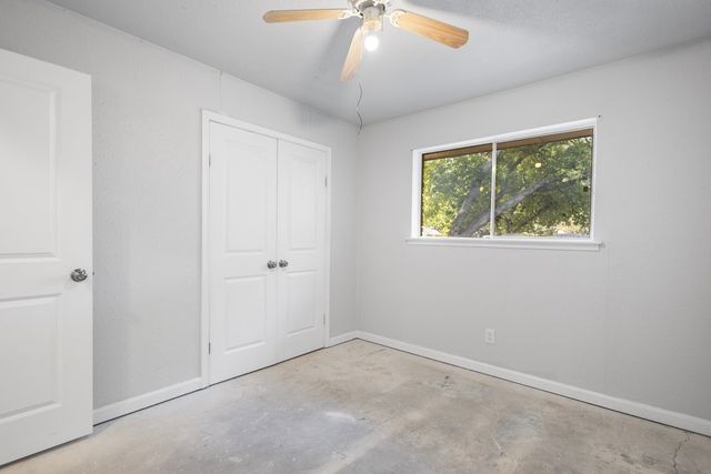 655 W PENTAGON Parkway, Dallas, TX 75224