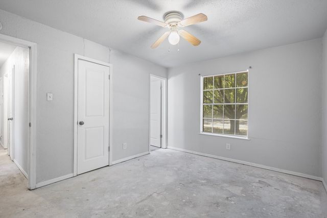 655 W PENTAGON Parkway, Dallas, TX 75224
