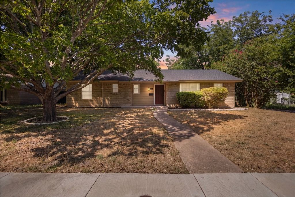 655 W PENTAGON Parkway, Dallas, TX 75224