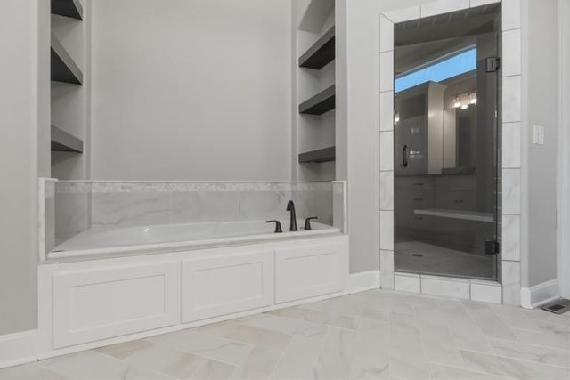 10231 N Kansas Avenue, Kansas City, MO 64155