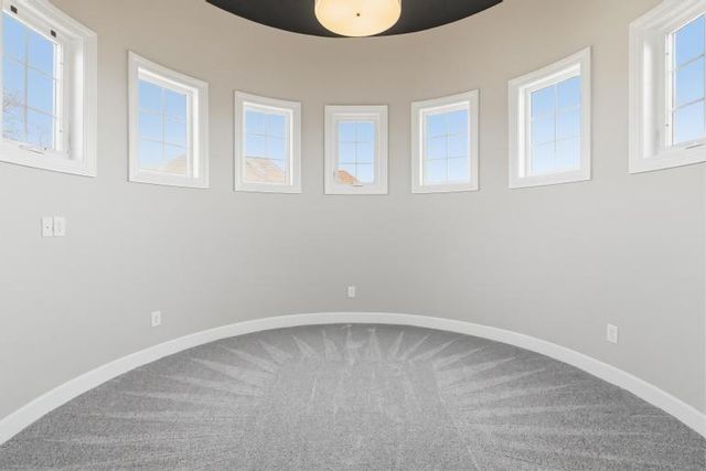 10231 N Kansas Avenue, Kansas City, MO 64155