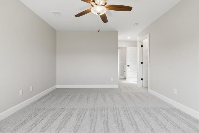 10231 N Kansas Avenue, Kansas City, MO 64155