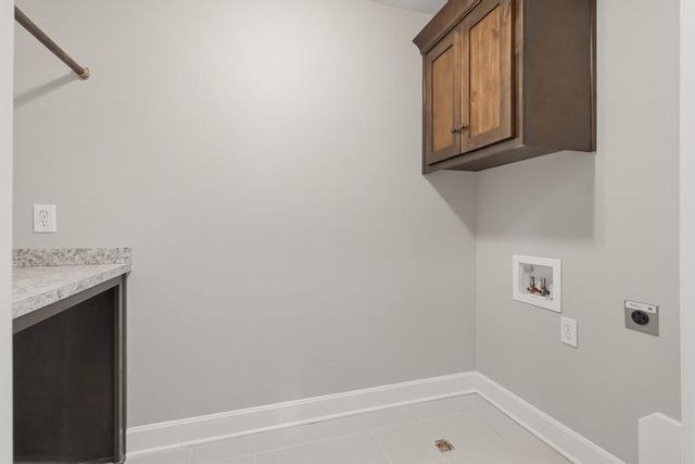 10231 N Kansas Avenue, Kansas City, MO 64155