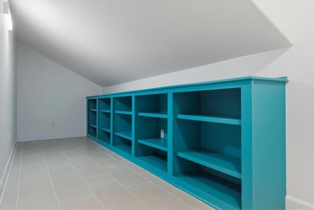 10231 N Kansas Avenue, Kansas City, MO 64155