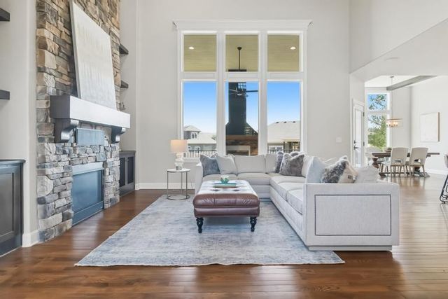 10231 N Kansas Avenue, Kansas City, MO 64155