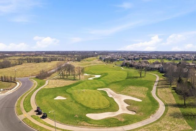 10231 N Kansas Avenue, Kansas City, MO 64155