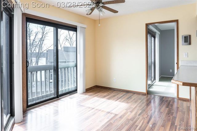 1695 Cliffs Landing 302, Ypsilanti, MI 48198