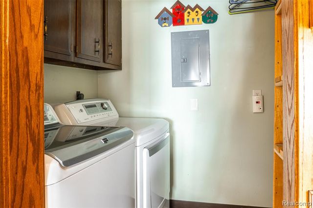 1695 Cliffs Landing 302, Ypsilanti, MI 48198