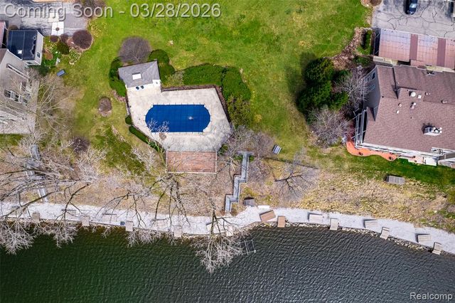 1695 Cliffs Landing 302, Ypsilanti, MI 48198